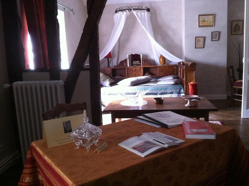 Le Clos De La Muse Saint-Junien Camera foto