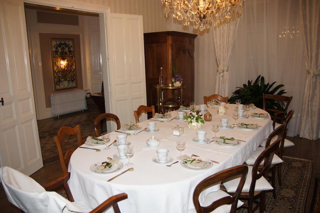 Le Clos De La Muse Saint-Junien Esterno foto
