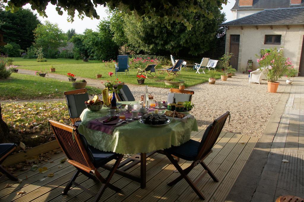Le Clos De La Muse Saint-Junien Esterno foto
