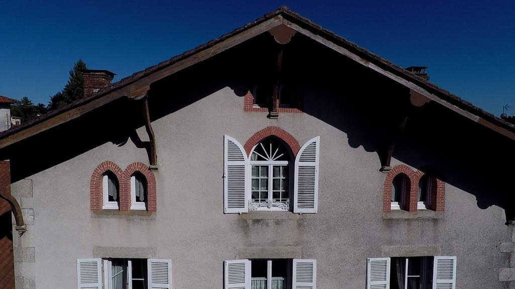 Le Clos De La Muse Saint-Junien Esterno foto