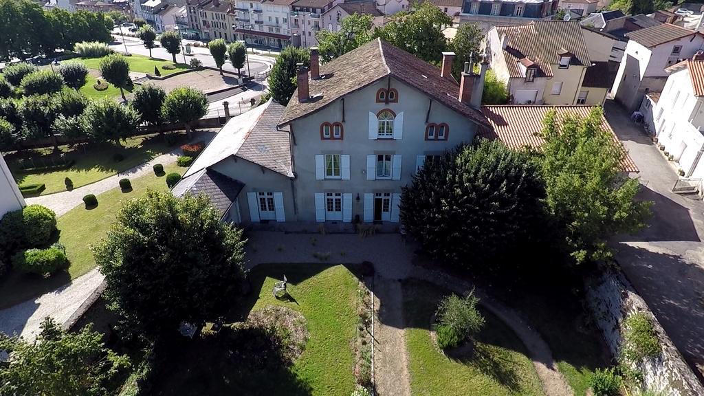 Le Clos De La Muse Saint-Junien Esterno foto