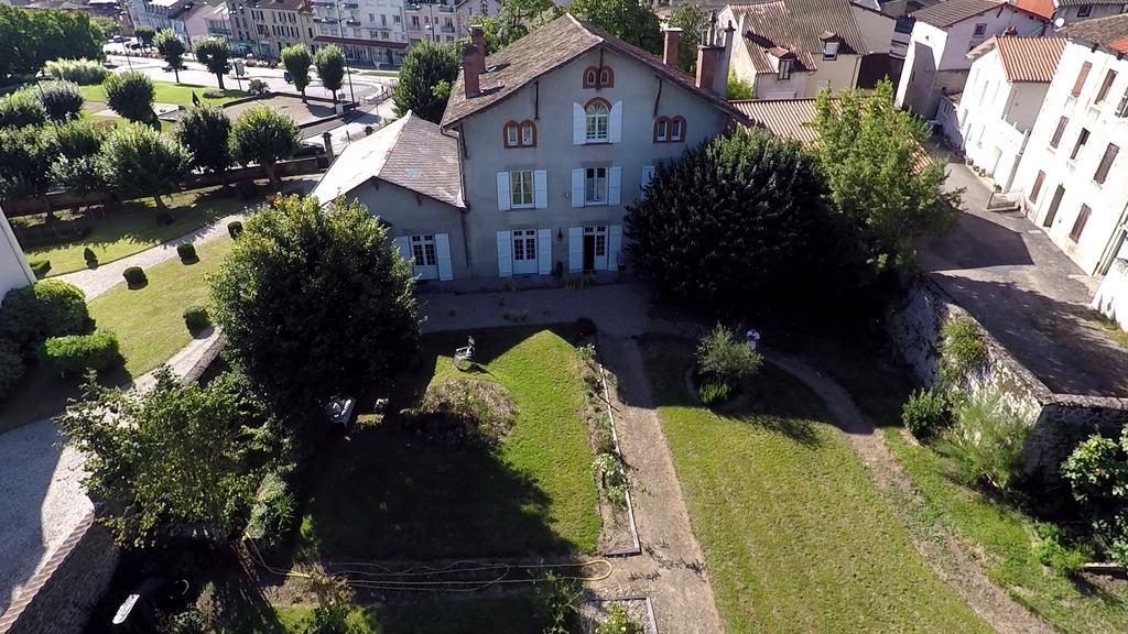 Le Clos De La Muse Saint-Junien Esterno foto